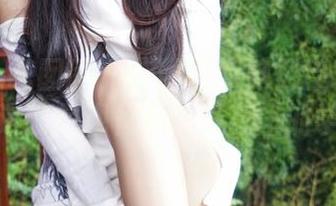 Feilin嗲囡囡 – 校服里的施忆佳KITTY，难道这就是现代私房写真里的学院风？