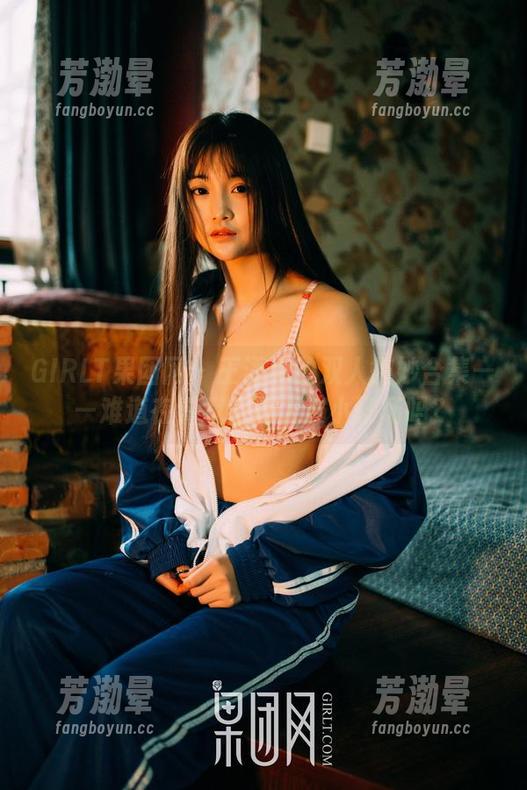 GIRLT果团网-王语纯 GIRLT果团网 - 王语纯的双人微妙合集——难道在看我们两人演小剧场吗?