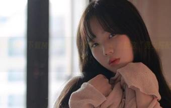 双人cos小剧场，下载MyuA(뮤아)的作品，看清楚这“男女搭配起舞”的节奏！
