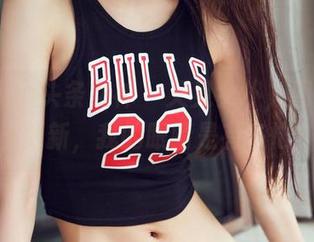 TouTiao头条女神 – 又见女仆，周熙妍的新更新，我的眼睛是有多忙？