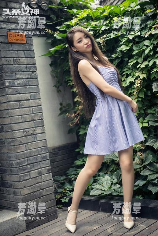 TouTiao头条女神-杨漫妮baby TouTiao头条女神 - 婚纱的另一面:杨漫妮baby的套图合集,快来看看她的换装趣事!