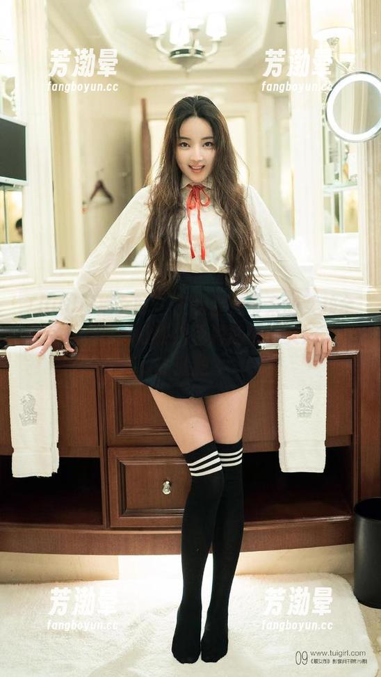 TuiGirl推女郎-王根星熙 TuiGirl推女郎 - 王根星熙带来的女孩全套写真,忽然让我对色彩的偏爱又添了几分涟漪。