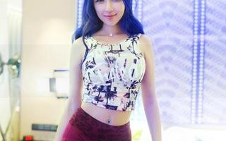 TuiGirl推女郎 – 圣诞的王馨瑶，原图大揭晓，快来找找有没有隐藏的驯鹿！