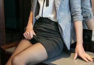 UGirls尤果网 – 在赵娜娜的甜心里，有免费的原图等你，赶紧来，别再走错片场！