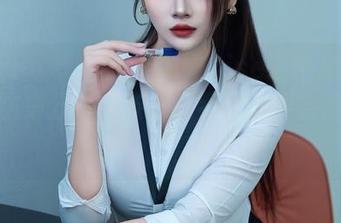 Xiuren秀人网 – 看！Elise谭晓彤的高跟鞋图集分享，友情提示：可能会让我想象翩翩起舞的情景