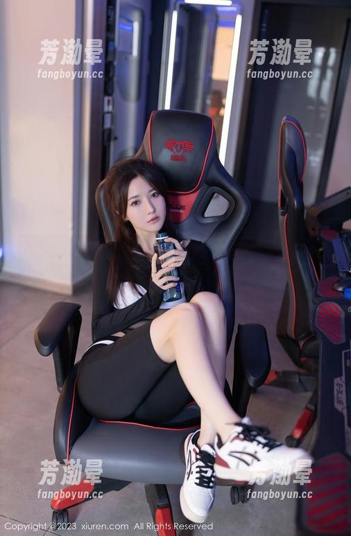 Xiuren秀人网-夏诗诗Sally Xiuren秀人网 - 和服烦恼与夏诗诗Sally的放松,无圣光写真更添一份真实