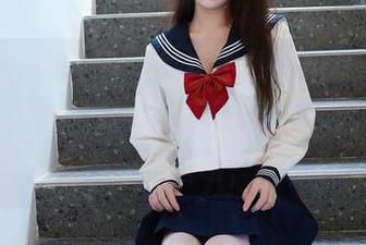 Xiuren秀人网 – 就这小橘子orange的自拍，合集里每张都暗藏玄机，无奈我的反应是……哈哈，完蛋。