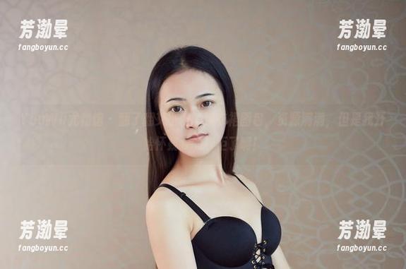 YouWu尤物馆-艾小青 YouWu尤物馆 - 翻了翻艾小青的连衣裙图包,资源满满,但是我开始怀疑我的衣柜了啊!