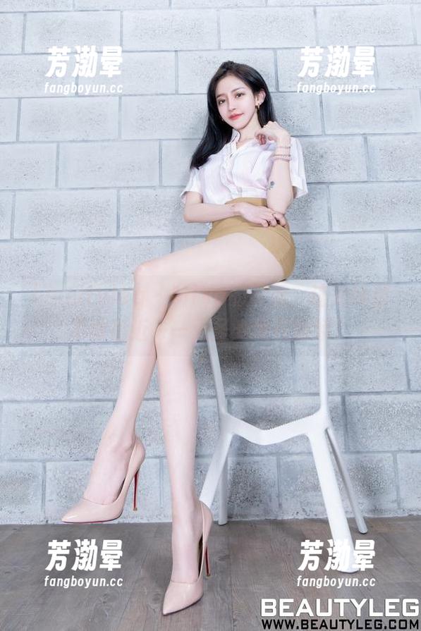 beautyleg-Miya beautyleg - Miya的可爱,连光线都不敢靠近——无圣光也在撒娇?