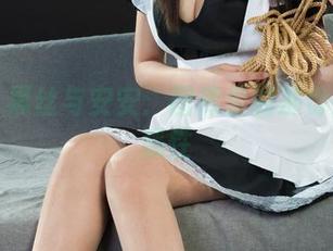 丽柜 – 黑丝与安安：图库里的那份纤细与感性
