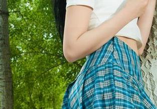 丽柜 – 当美美在瑜伽中开始自嘲：下载这张美图，看完我只想把腿抬高！