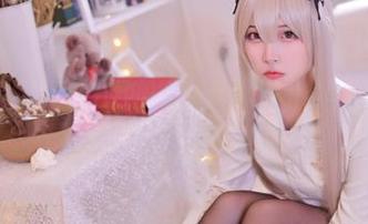 什么是无圣光？二佐Nisa的碧蓝㭴野同人女仆给出的答案在这些图片里！