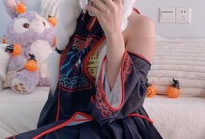 旁观二阶堂宅绘子的黑丝图包，感慨无圣光后的独特风味。