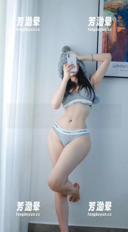 你文茜 微密圈 - 你文茜的黑丝免费图集,心里的小剧场开始上演了