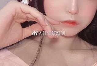 佳佳好难啊的双马尾写真分享，如果有一个马尾正在对我撒娇，该怎么办？