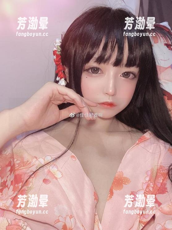 佳佳好难啊 佳佳好难啊的双马尾写真分享,如果有一个马尾正在对我撒娇,该怎么办?
