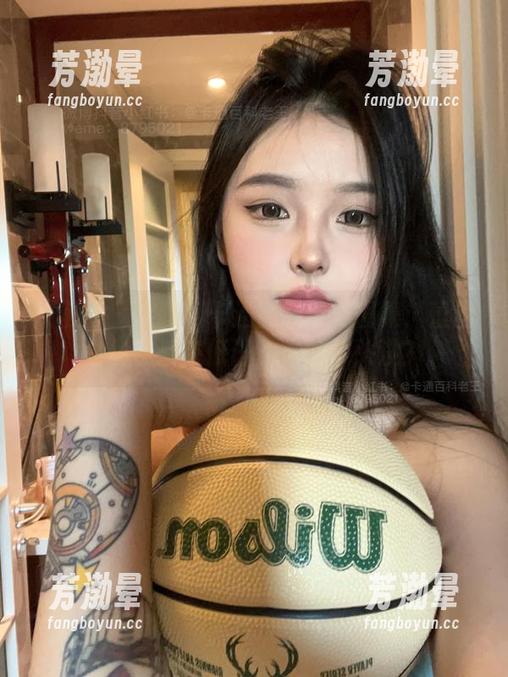 卡通百科老王 微密圈 - 定制版卡通百科老王图集:蕾丝白丝袜都在低语,你回个头没?