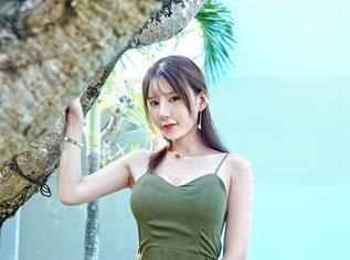 嗲囡囡 – 不可思议的私房图包，施忆佳KITTY的裤里丝真让人想停留。