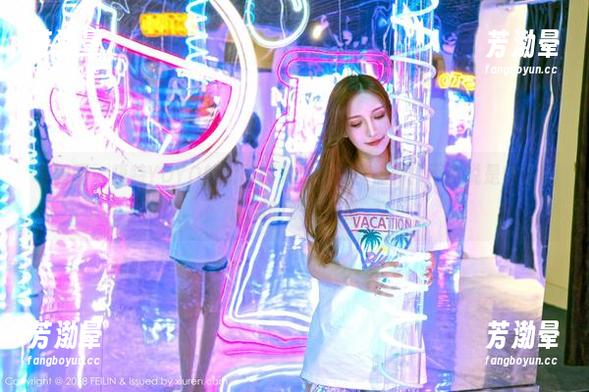 嗲囡囡-模特YOYO 嗲囡囡 - 模特YOYO的制服图集,有免费福利!不如说是穿搭和脑洞的双重展览