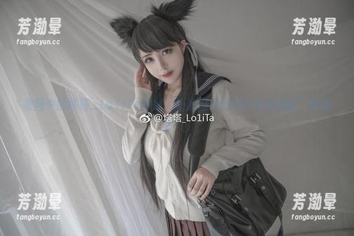 塔塔_Lo1iTa 美图中的塔塔_Lo1iTa妹妹,让我忍不住想自荐做她的‘好姐妹’!