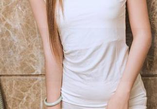 头条女神 – 莫晓希的连体衣写真集，你的时髦新参考？