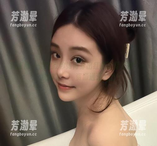 奶雯 微密圈 - 奶雯教你如何穿出红色漏背裙的‘一抹神秘’,资源通通放出