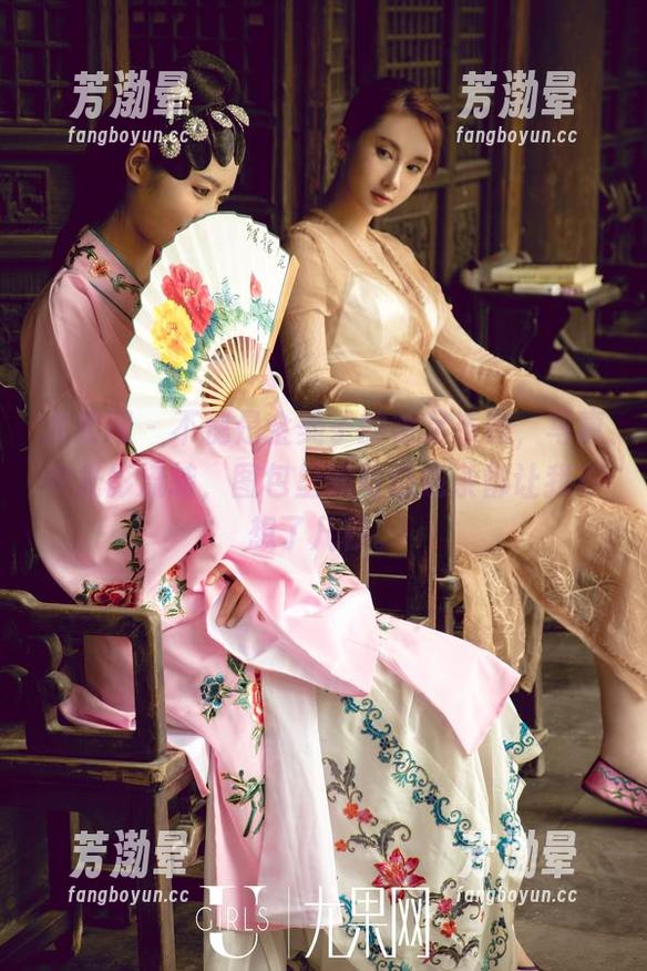 尤果网-金美子 尤果网 - 不愧是金美子的裸足系列,写真中光影流转,图包里的每道线条都让我多想了几秒。