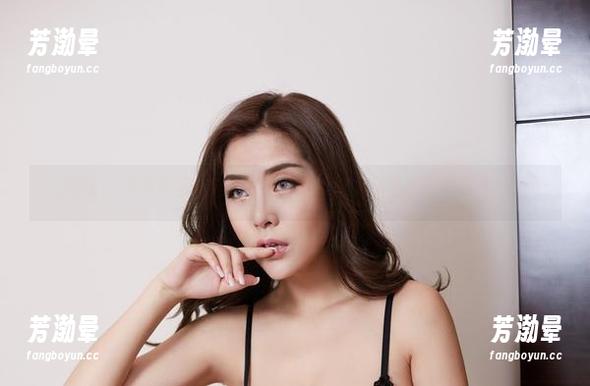 尤物馆-陆萱萱Cecilia 尤物馆 - 美图欣赏:陆萱萱Cecilia皮衣造型,真有种神秘感呀