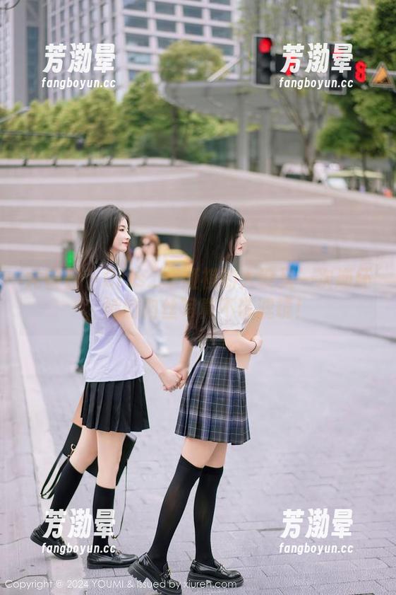 尤蜜荟-Cris_卓娅祺 尤蜜荟 - Cris_卓娅祺的人设又一次崩坏,她的肉丝写真不带滤镜!