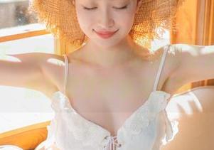找了半天，年年Nnian的苗疆少女图片还能找到些啥新花样？