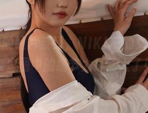 无影喵喵的照片系列，NIKKE的女神布兰儿，套图中的细节太打动人了！