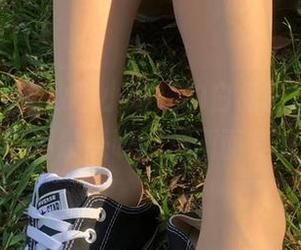 微密圈 – 无敌哒小姨妈的白裙图包更新，心中不禁感叹：这画面是啥？