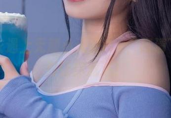 当泳衣遇上无颜小天使wy，高清下载绝对让你流连！