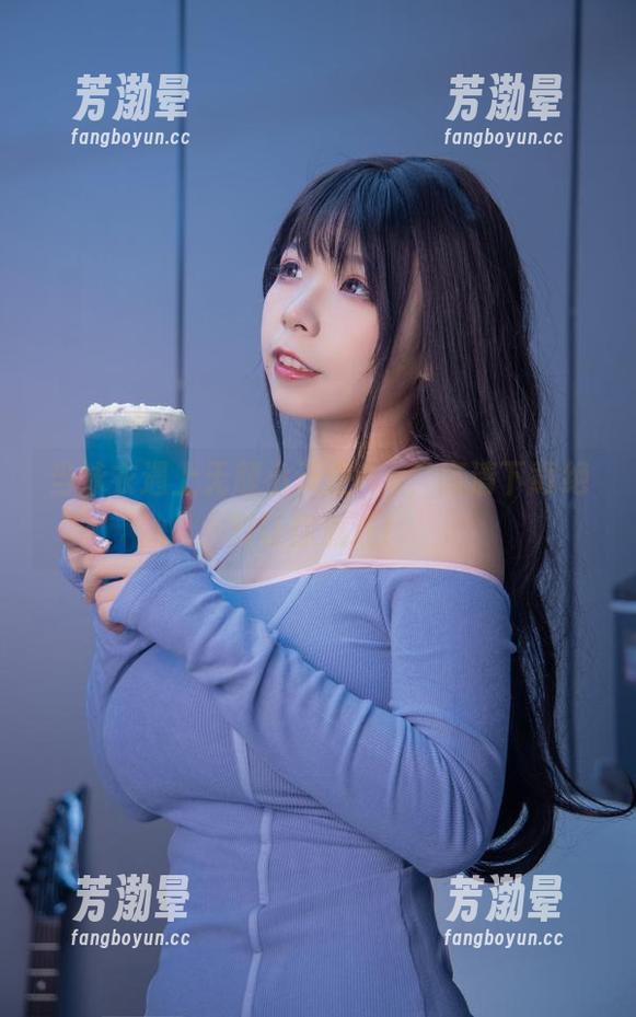 无颜小天使wy 当泳衣遇上无颜小天使wy,高清下载绝对让你流连!