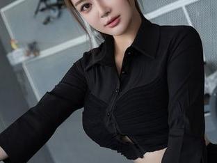 星颜社 – 说实话，姚沐迪的内衣精选写真集真的有点火，难住我了。