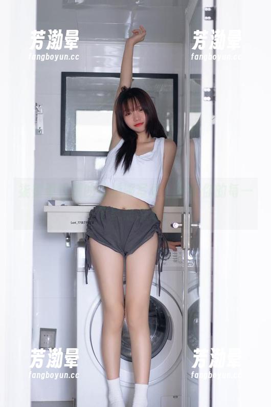 柒柒要乖哦 柒柒要乖哦的体操服写真,分享你的每一个自信姿态。
