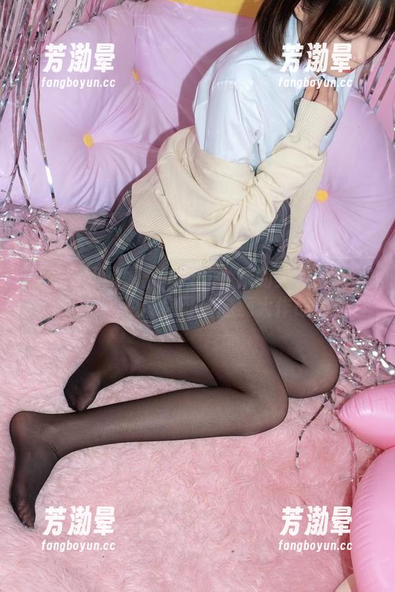 森萝财团 森萝财团原图黑科技:学妹的美足肉丝乱入,私拍带你开启脑洞大作战!