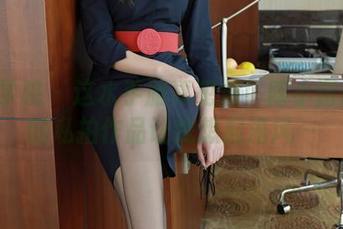 模范学院 – 这水手服真犯规！陈小诺Niki的私拍作品让我想起海风…