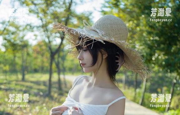 浅安安 深入浅安安的泳装写真,犹如打开网盘里的宝藏,一不小心就停不下来!