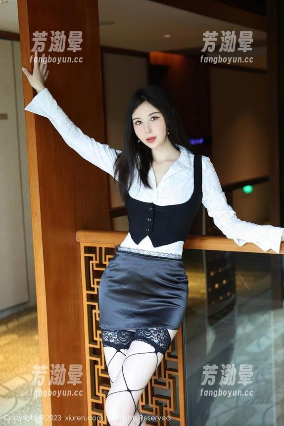 秀人网-Nic妮可可 秀人网 - Nic妮可可的定制厨房写真,偶尔也想吃点小甜头