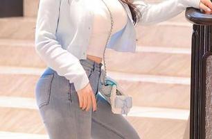 秀人网 – 丹妮Danny的睡衣与高清画面的完美结合，像是梦境其实比较真实。