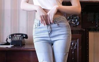 秀人网 – 婠婠么的天使：遇见“福利”，真的是光龙飞舞的天使？哈哈，不信你试试！