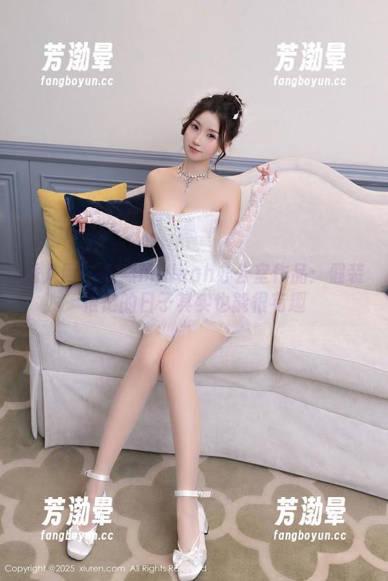 秀人网-安然Maleah 秀人网 - 安然Maleah办公室作品:假装很忙的日子其实也能很有趣