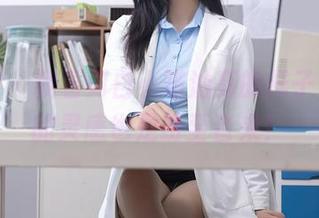 秀人网 – 我看到白小喵油亮的样子，定制的灵感也是纷至沓来！
