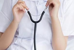 秀人网 – 看完陈舒羽的连衣裙套图，内心只想说：衣服也太会发光了！