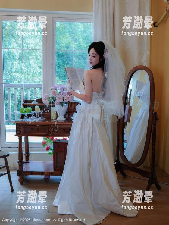 秀人网-黄婧GIGI 秀人网 - 黄婧GIGI的在线写真:毫不费力地展现学姐的风范