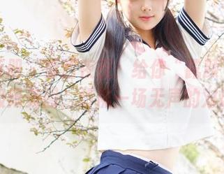 稚乖画册 – 赤西夜夜：给你“露颜”私拍的极限美图，仿佛一场无声的对话。