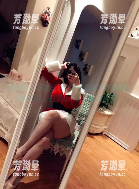 童小芯 微密圈 - 高清写真:童小芯与无敌白裙的巅峰对决,白得让人流口水的模样!