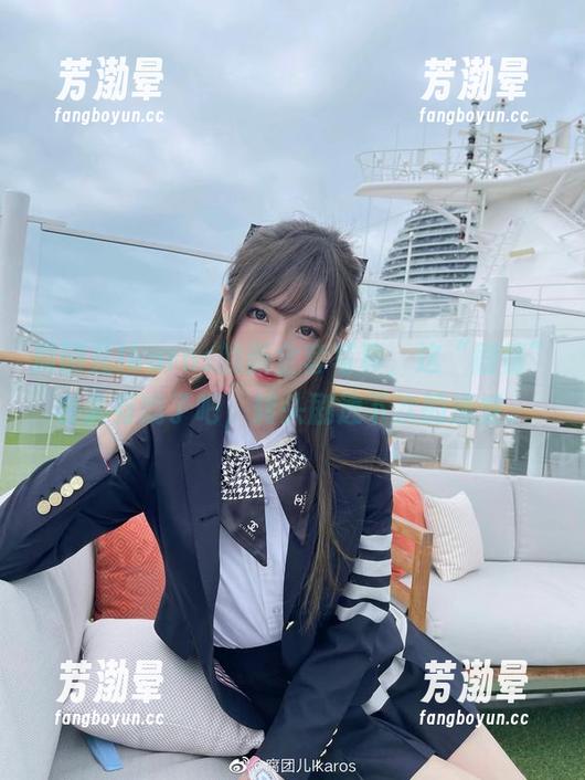 腐团儿Ikaros 腐团儿Ikaros的新全套写真,这“剧情”也太有戏了吧,转头剧透下次的造型。