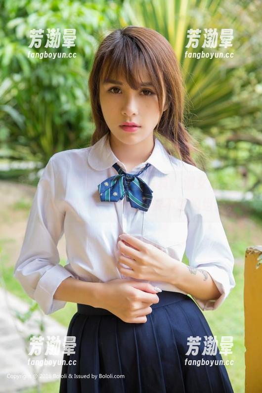 菠萝社-柳侑绮 菠萝社 - 柳侑绮办公室写真,淑女风与职场气质的碰撞,令人忍俊不禁的组合。